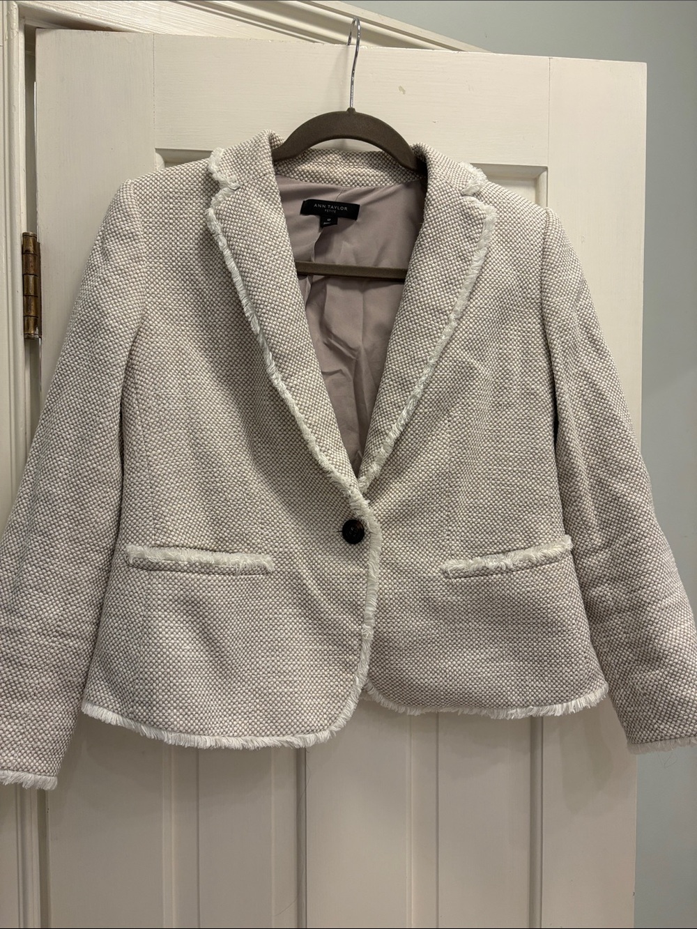 Ann Taylor Ivory Textured Fringe Blazer Jacket